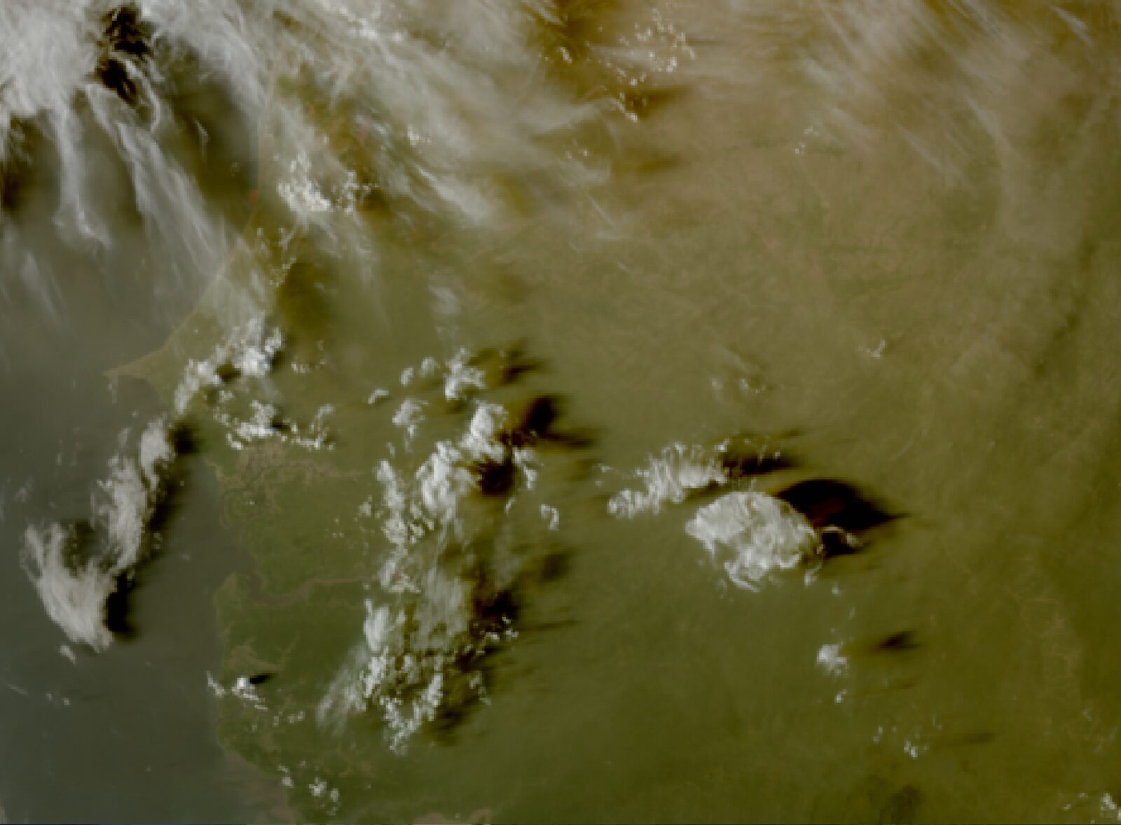 Le ciel au-dessus du Sénégal vu par le satellite Meteosat, Jeu 22 à 17 h 30